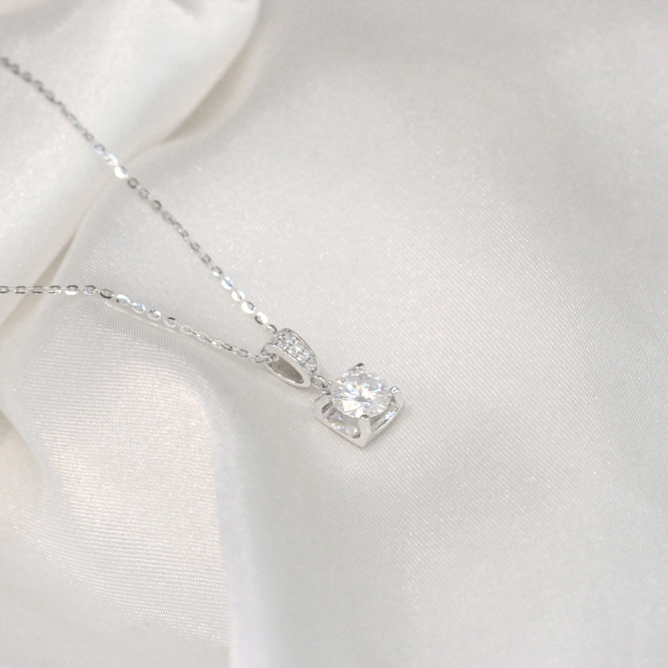 벨라블랙 셀레스트 모이사나이트 목걸이 celeste Necklace sliver925
