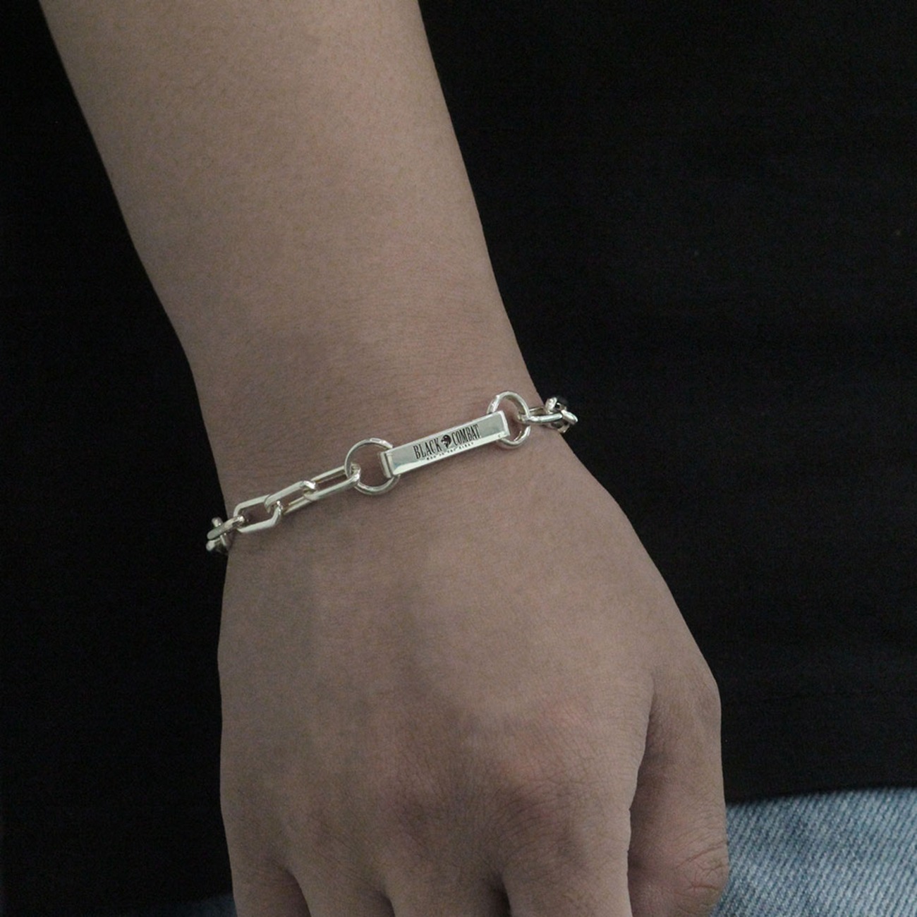 벨라블랙 아이덴트티 바 팔찌 Identity Bar Bracelet